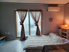 Studio apartment near Cheongnyangni Station 0th image