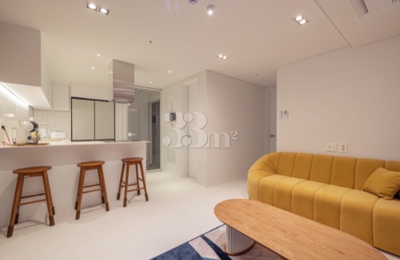 2nd floor, 4 people, 4 beds, 2 bathrooms 7th image