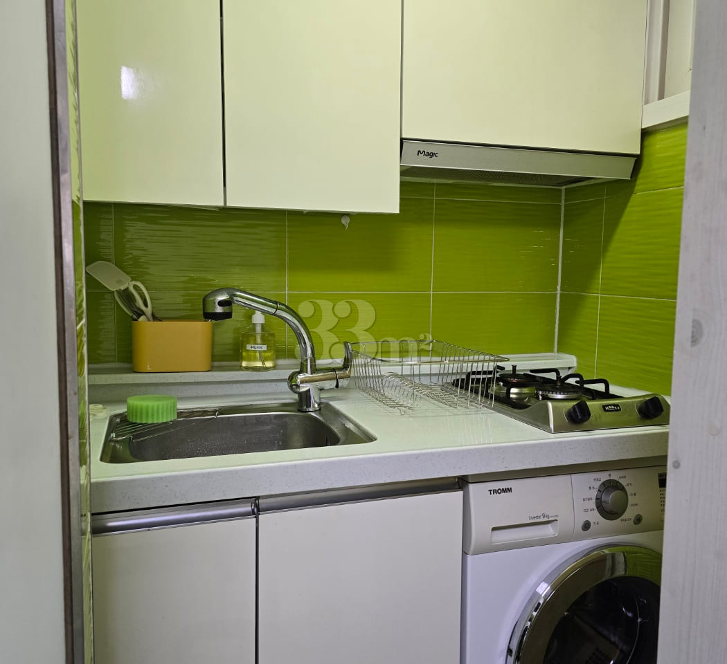 Fully furnished studio apartment near Kyung H 1th image