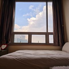 Blue sky at Eulji University Hospital (1 minu Unit Image