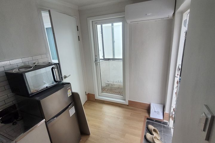 Unit 201, Seongwoo Villa 10th image