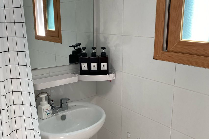 1 minute from Hankuk University of Foreign St 8th image