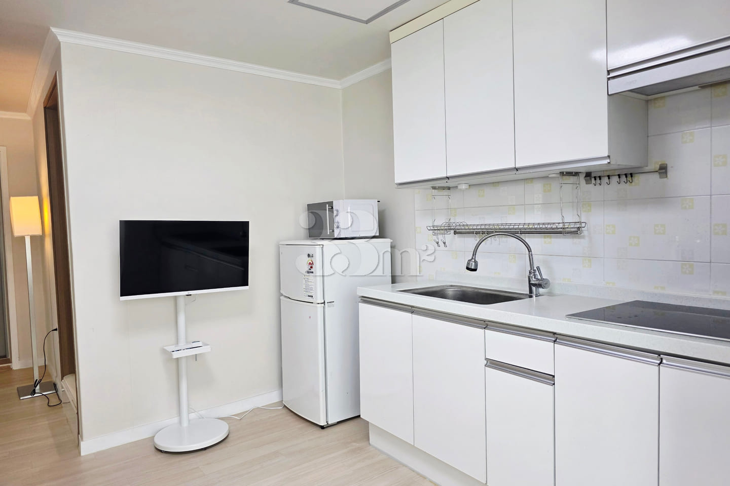 Two-room unit near the university area 3th image