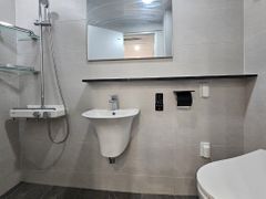 Clean, fully-furnished apartment in Seongbuk- 5th image