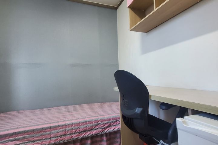 Fully furnished, women-only accommodation nea 1th image