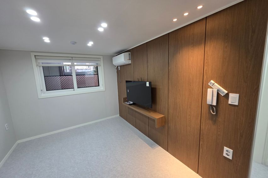 신축 완젼 풀옵션  2번째 이미지