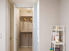 New, fully-furnished apartment in Jung-gu, ri 18th image