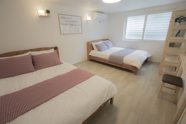 Yeonnam-dong 2-room 2th image