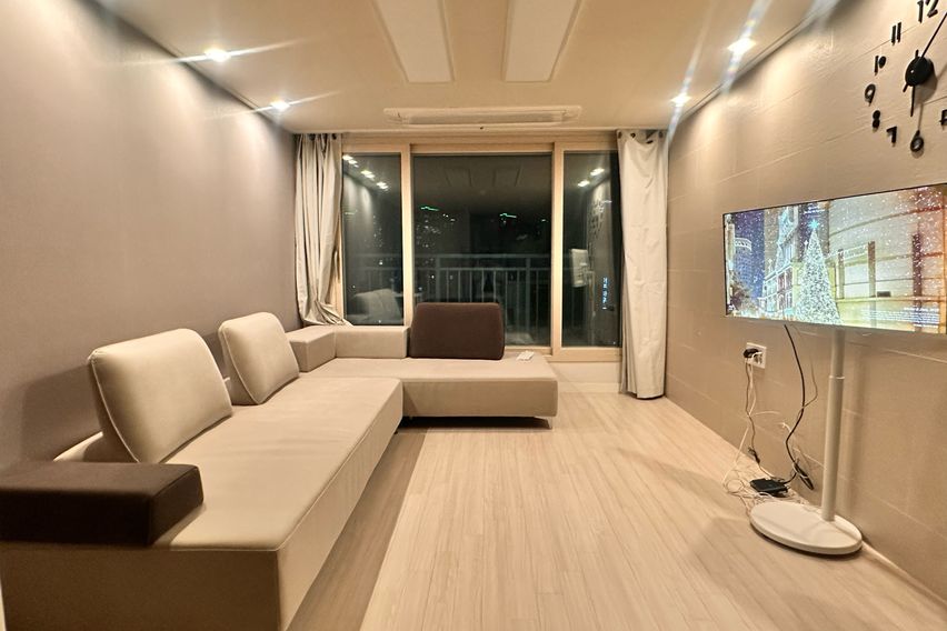 신축 쓰리룸✅늦은퇴실