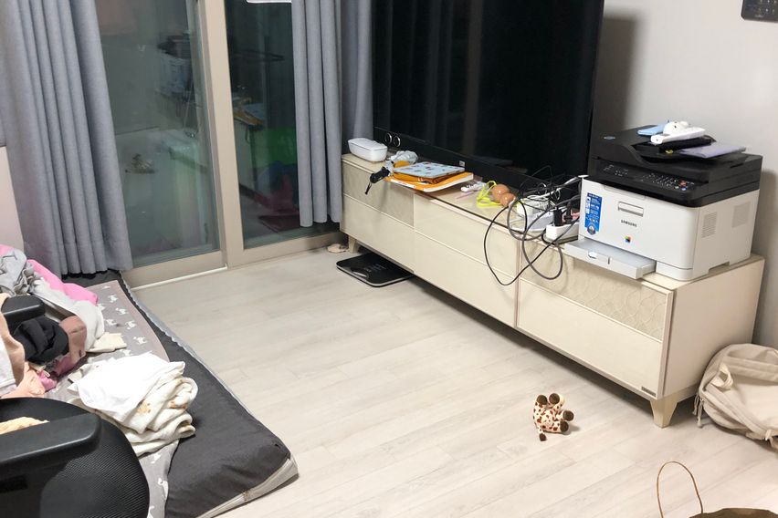 단독 화장실 & TV