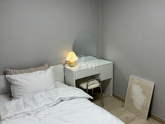 Great location in Yeonnam-dong; spacious. 9th image