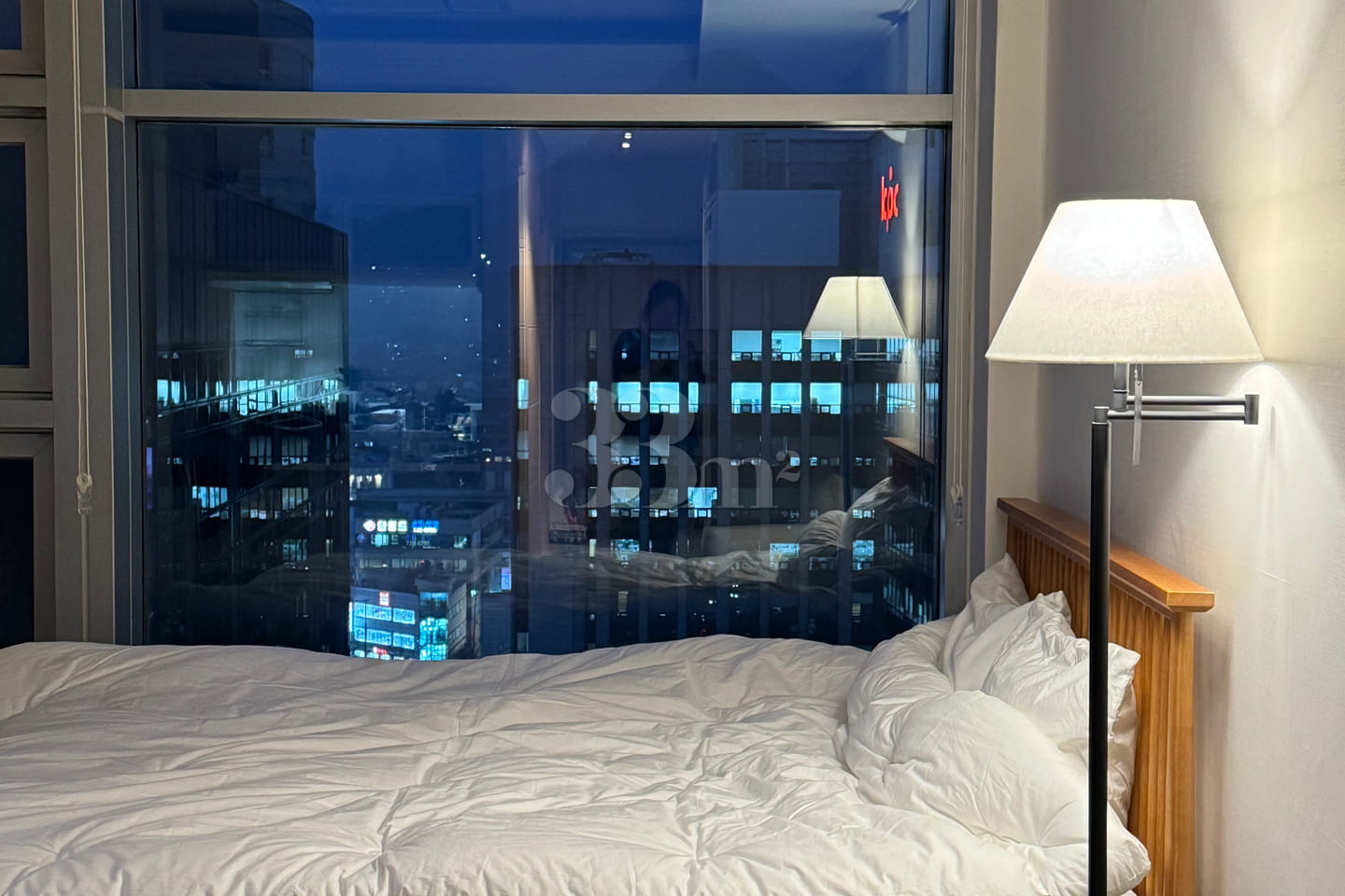 Gwanghwamun room with a view of Inwangsan Mou 1th image
