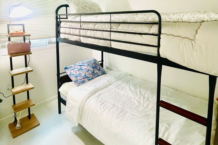 예쁜 다락방쓰리룸 5인