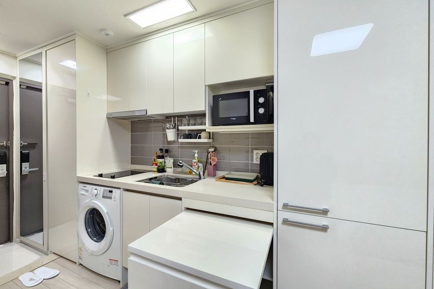 신논현역 1분거리 6번째 이미지