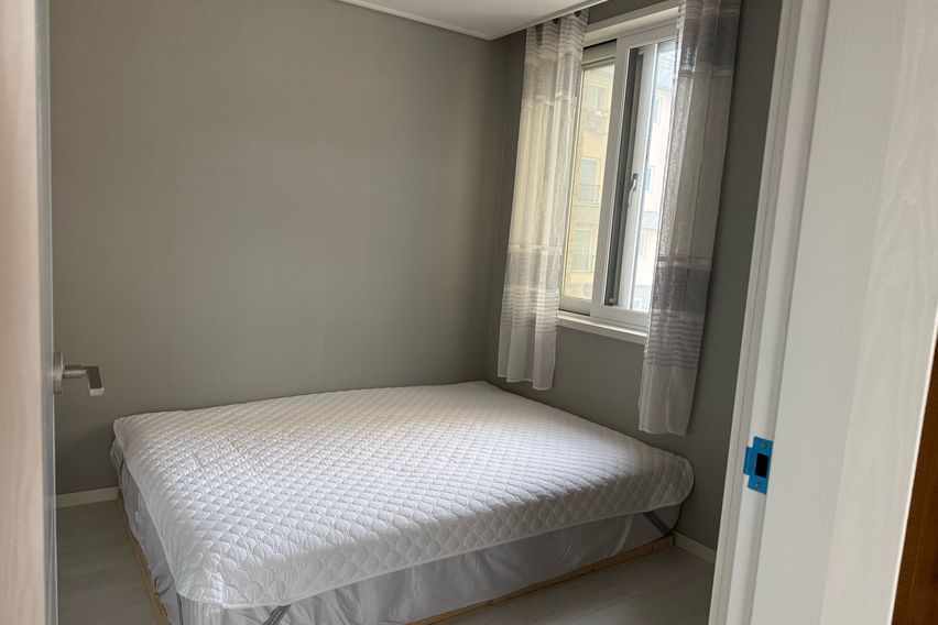 모악산이 보이는 쓰리룸