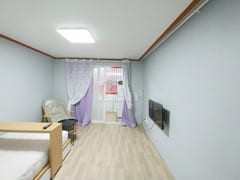 Quiet and clean room. 0th image