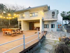 28.23 pyeong ⭐️ Aewol private house 1th image
