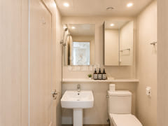 Cozy, fully-furnished apartment on Line 2 3th image