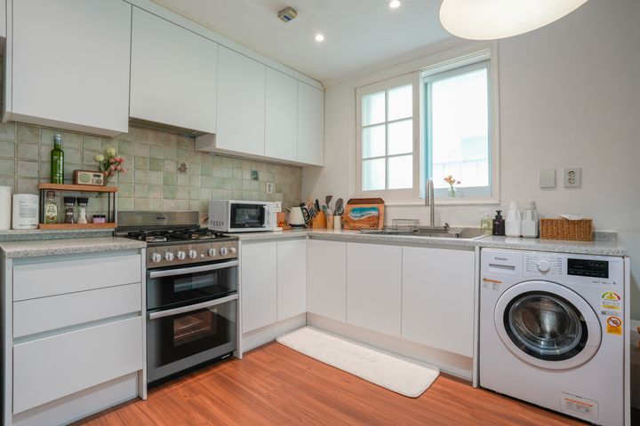 Luxury Villa in Itaewon 🏡 / Sleeps 4 5th image