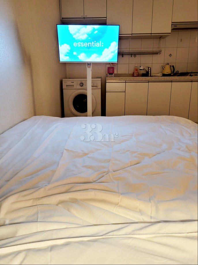🤵 Sinchon: High-rise view, prime location ri 4th image