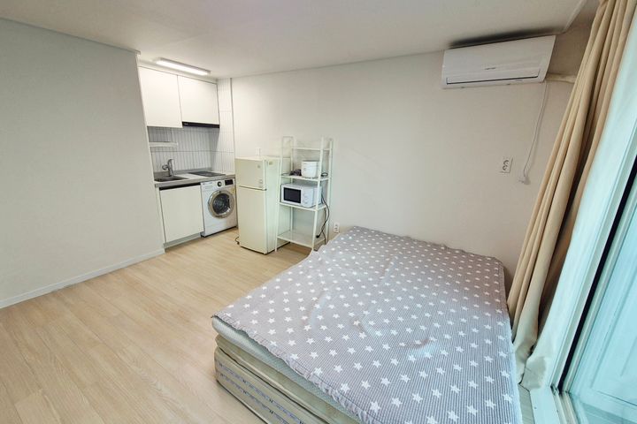 Yongpyeong 25 / Fully Renovated / Air Conditi 10th image
