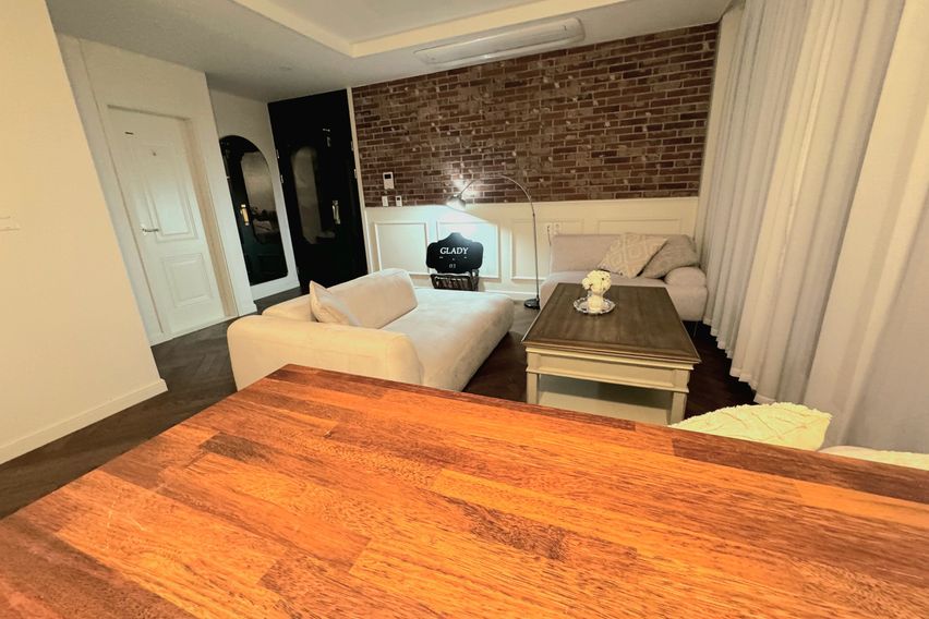 럭셔리/복층Stay.h