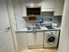 Cozy, fully furnished 'Two-Bay D' unit 4th image