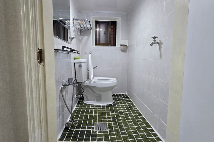 Convenient access, comfortable rest. 19th image