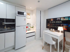 Short-term rental near Sillim Station on Line 0th image