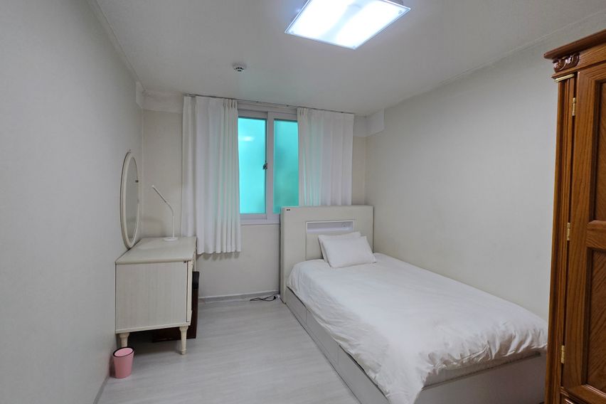 개봉역 넓고 밝고 따뜻