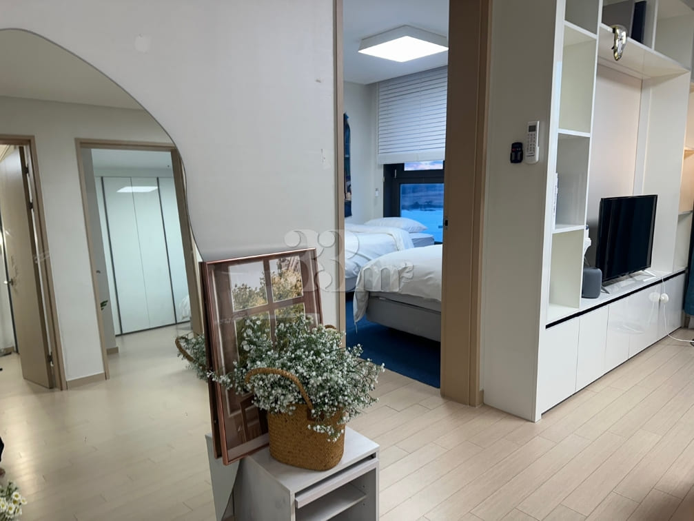 Ocean view + good value for money 10th image