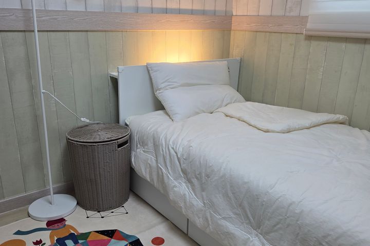 Convenient Studio D (4 min from Bongcheon Sta 1th image