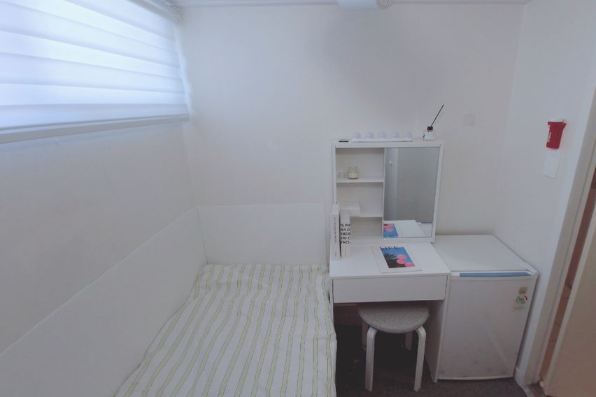 홍대 중심 J 3번째 이미지