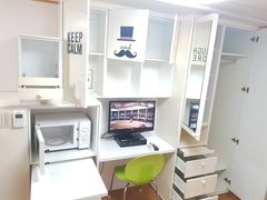 Room 103 6th image