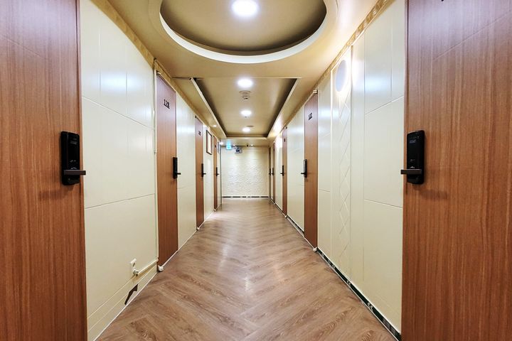 Seocho Gyodae Deluxe Room 110 4th image