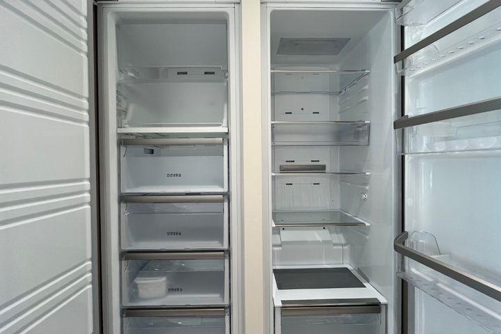 Cheongdam New Two-Room Apartment with Full Op 13th image