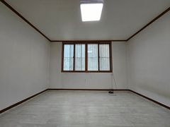 3-room apartment, 5 minutes from the station 3th image