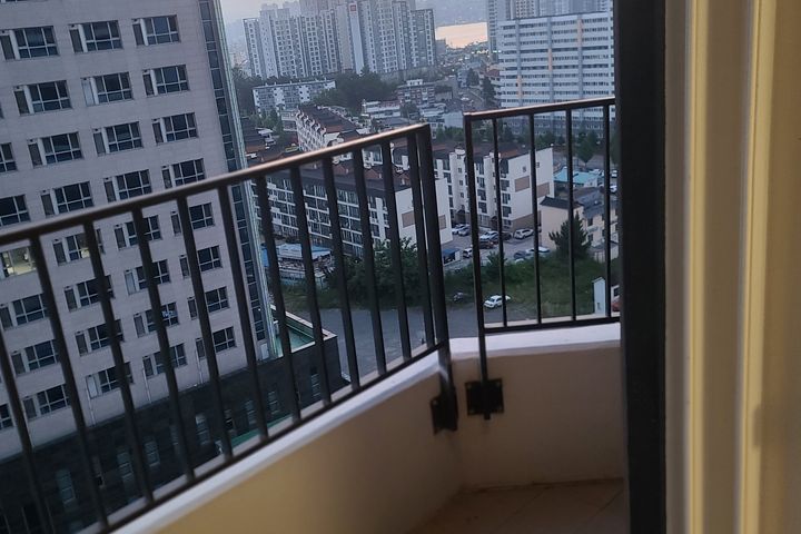 Bluetera 12th floor, 5 people, 1 night 1th image