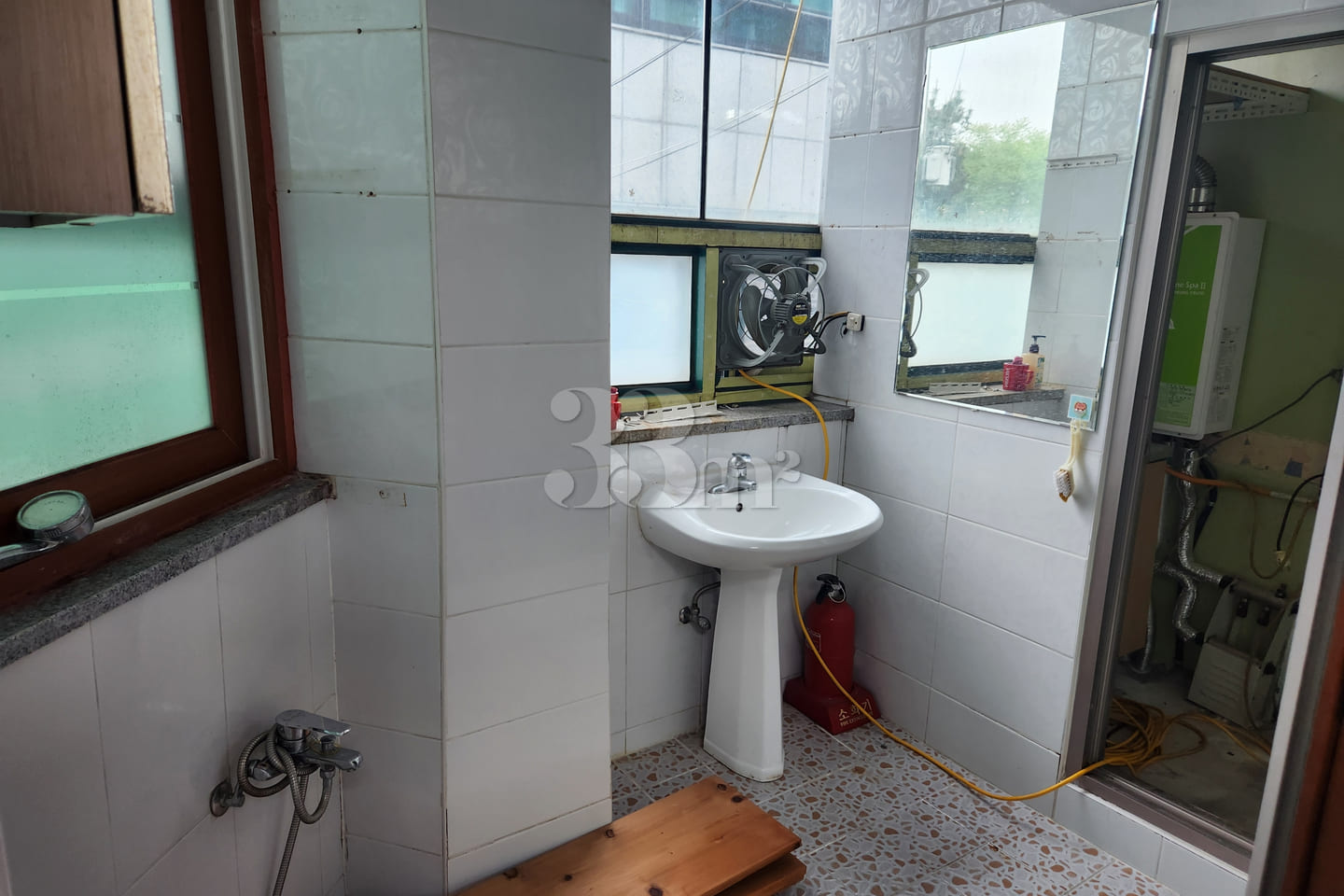 Two-room apartment on the second floor in Hwa 6th image