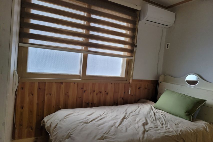 2층 우드톤의 1.5룸 1번째 이미지