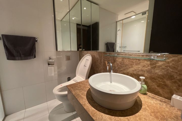 Fully furnished room near Gangnam-gu Office S 15th image