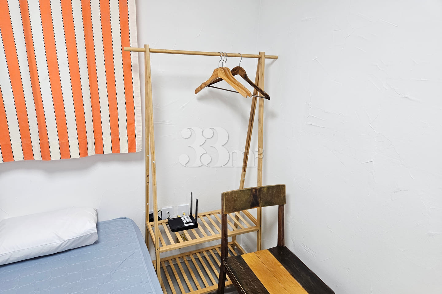Bright and clean studio room for two 16th image