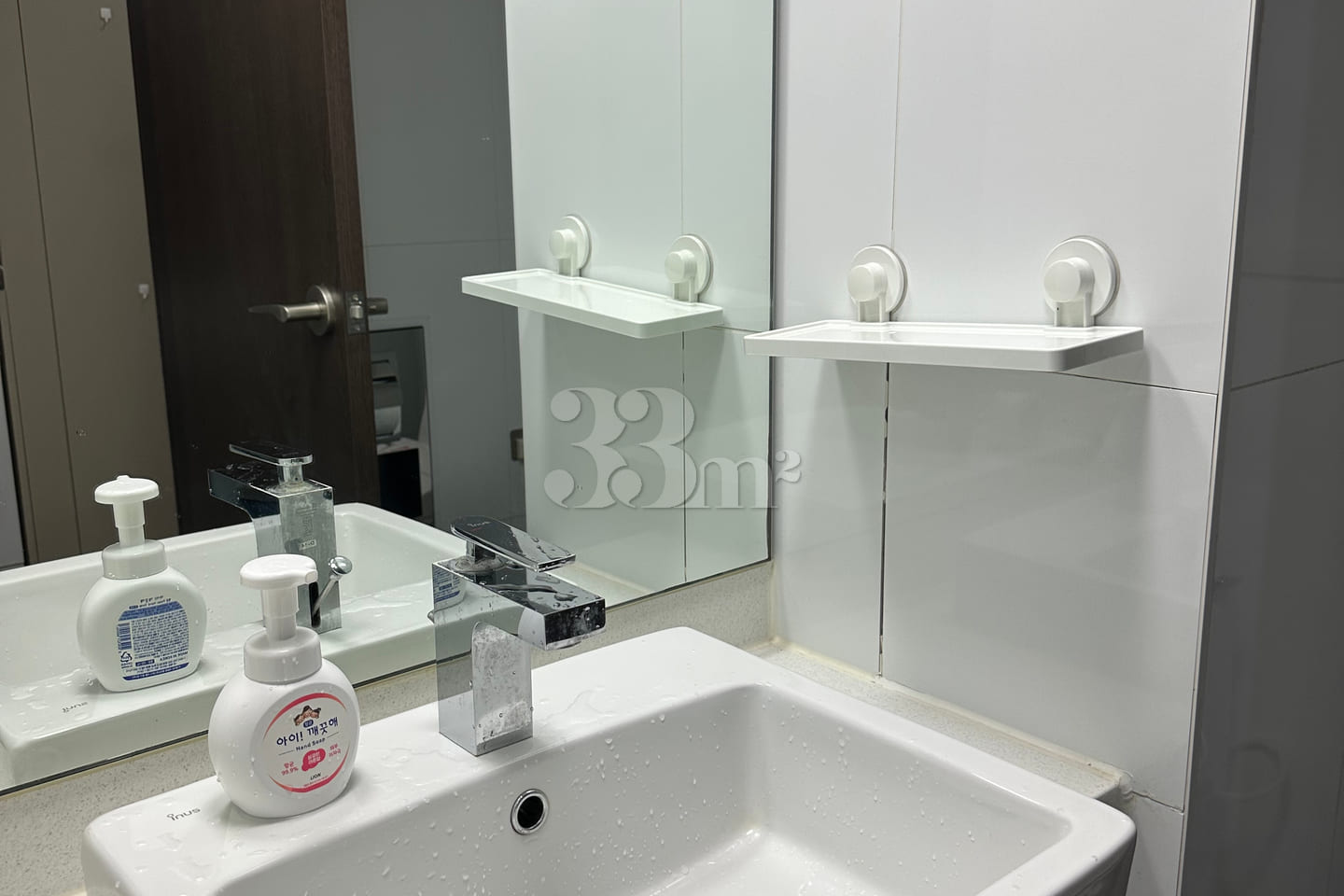 Fully furnished and right next to Gangnam Sta 10th image