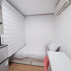 201호_풀옵션 방 이미지