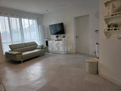 Seongsu Black & White Lounge 15th image