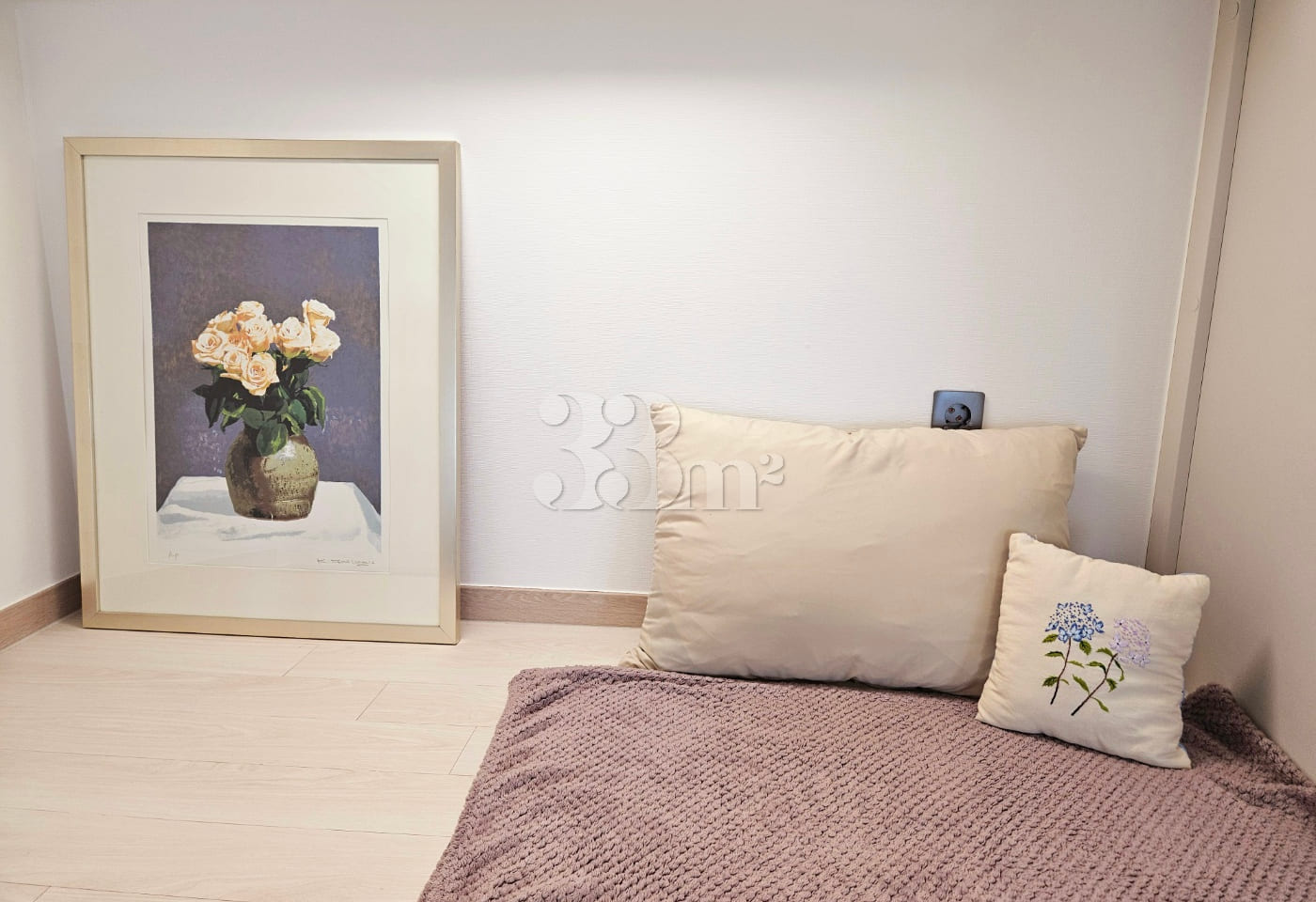 Spacious, fully furnished duplex in Euljiro 11th image