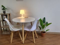 Spacious room, stylish room, close to the sta 5th image