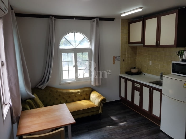 Separate-layout studio, 2nd floor 2th image