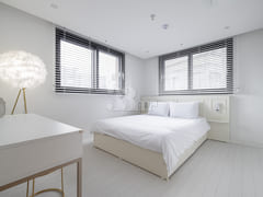 3rd floor, 4 beds for 4 people + 2 bathrooms 10th image