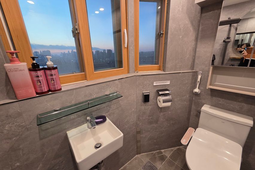 Itaewon 2-Room with Seoul Tower View 18th image